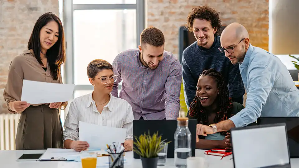 GNS business internet 1920x1080 office team